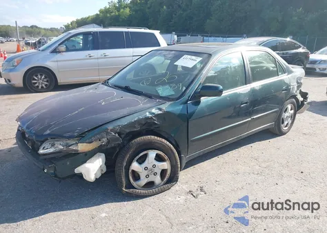 1998 Honda Accord Ex z USA, uszkodzony, nr VIN 1HGCG5655WA026333